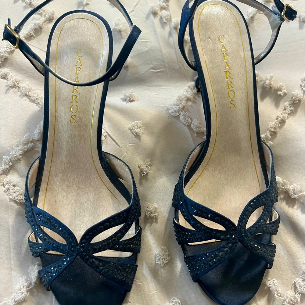 Dress shoes